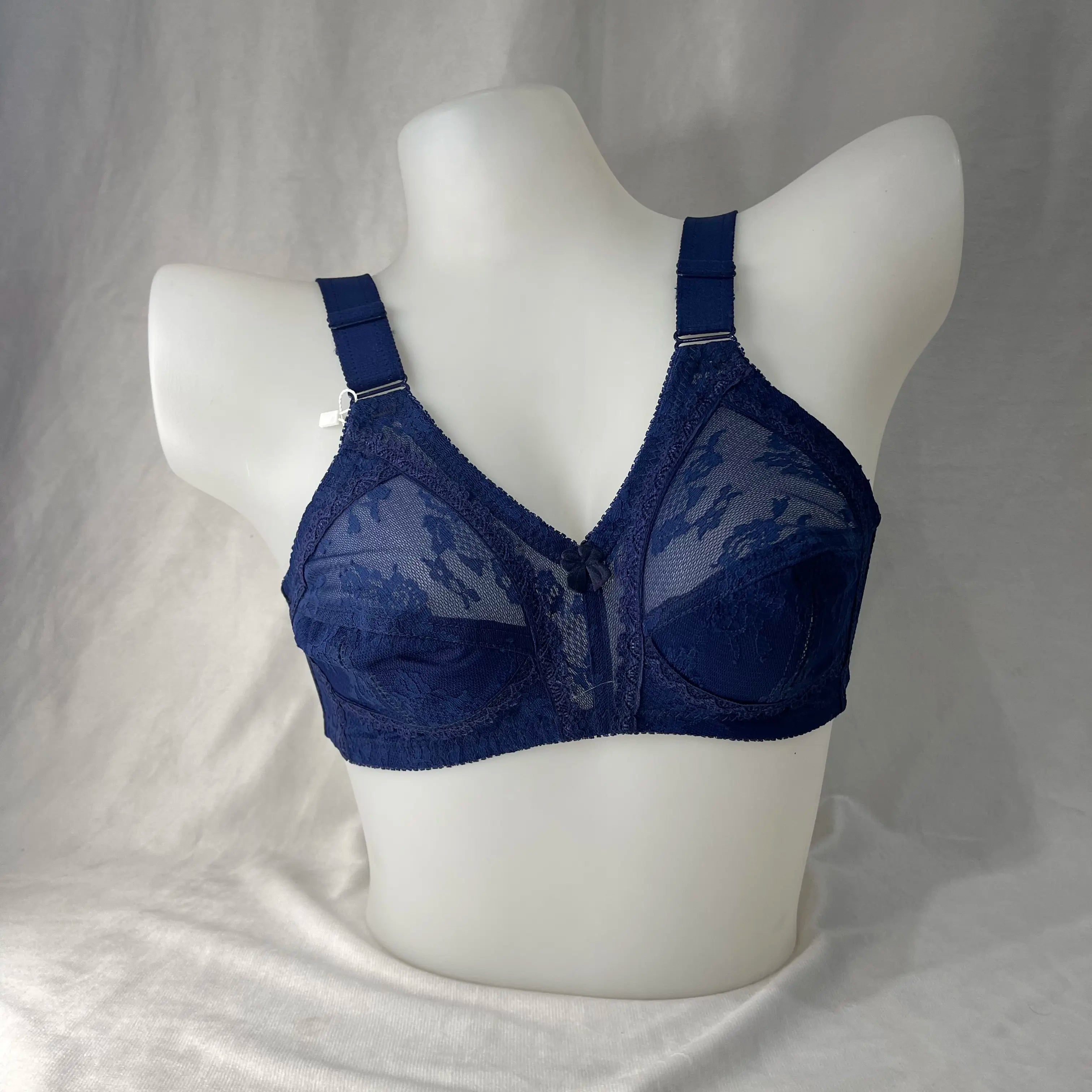 Daily Comfort Lace Bra – Lightweight, Breathable & Supportive Fit